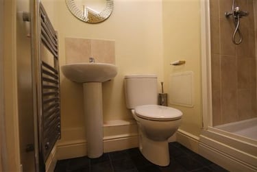 1 bed flat, Westmorland Road, Newcastle Upon Tyne, Newcastle, NE14EG - Image 4